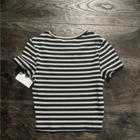 Zumiez Black and White Striped Short Sleeve Tee - Picture 2 of 2